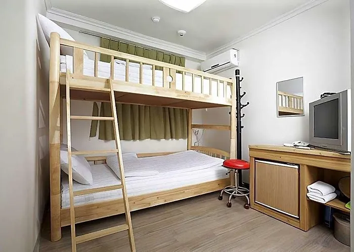ホテル 24 Myeongdong Avenue 2*