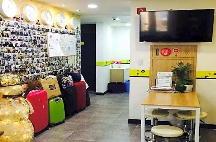 ホテル 24 Myeongdong Avenue 2*